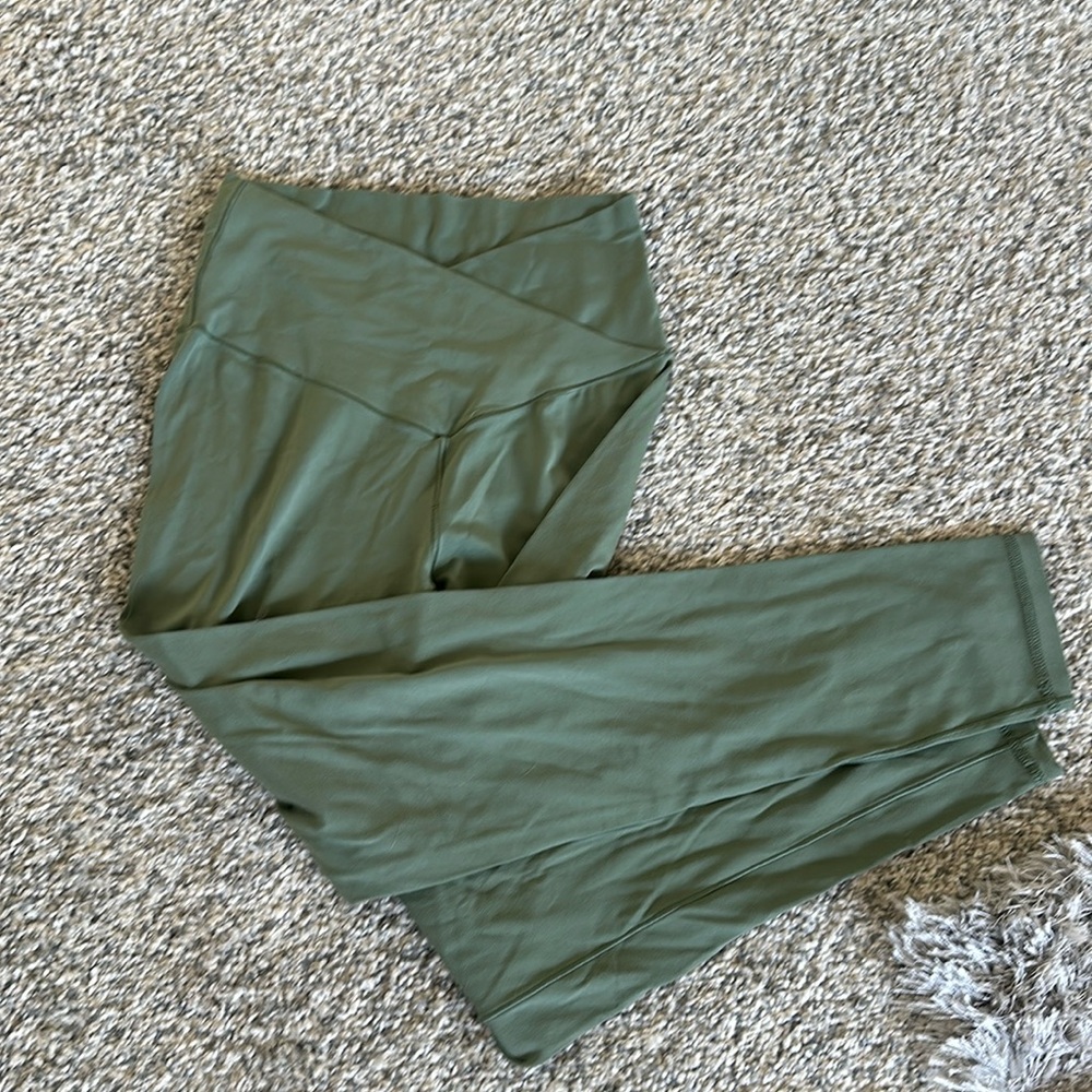 Cross over Aerie leggings